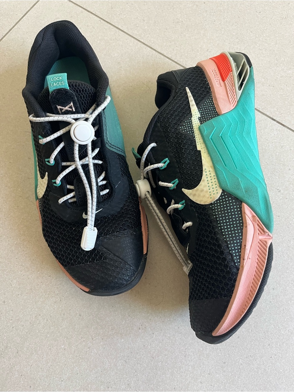 Nike Metcon Blacj & Teal Crossfit Shoes with Easy Lock Laces - Picture 2 of 4